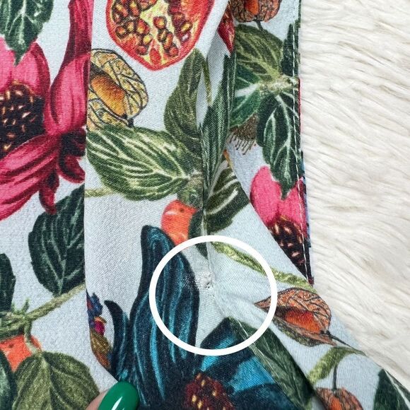 Topshop Light Blue Floral Mock Neck Sleeveless Top Size 6 - Picture 5 of 8